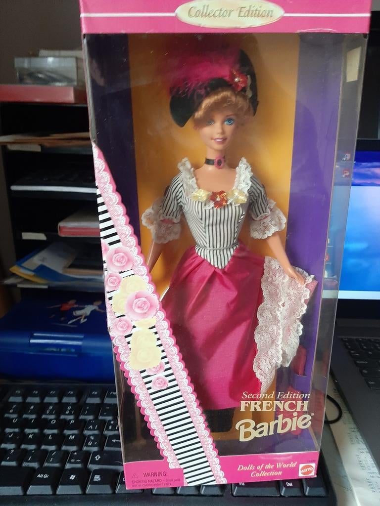 Barbie in doos, french barbie, Verzamelen, Ophalen, Zo goed als nieuw