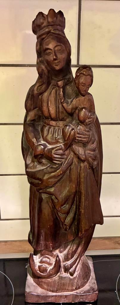 2 statues représentant la Vierge a l enfant en bois ancien, Enlèvement