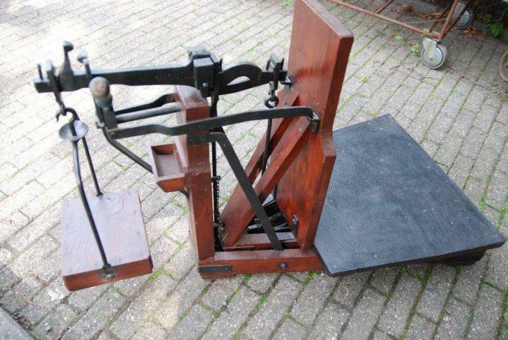 weegschaal ( bascul ) antiek, Ophalen