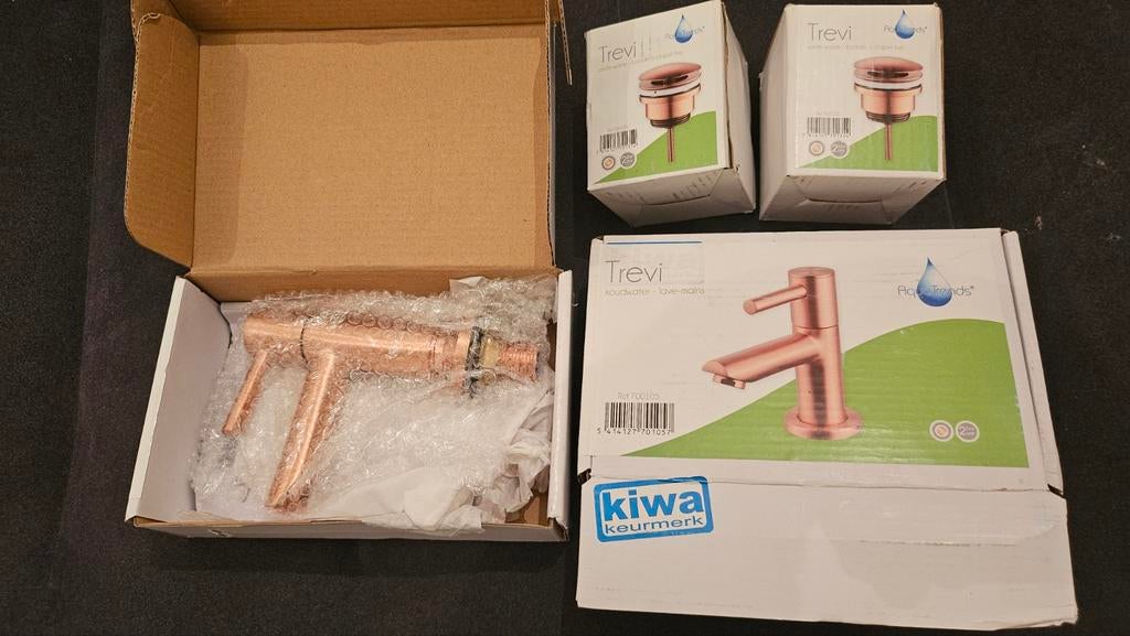Koudwaterkraan en afvoerplug Nieuw koperkleur TREVI, Ophalen, Nieuw, Nieuw, Nieuw