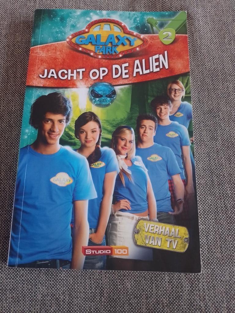 Gert Verhulst - Jacht op de alien, Boeken, Ophalen of Verzenden, Zo goed als nieuw, Gert Verhulst