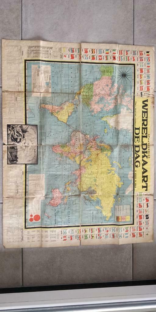 W. Seghers staatkundige Wereldkaart in woord en beeld 1937., Ophalen of Verzenden