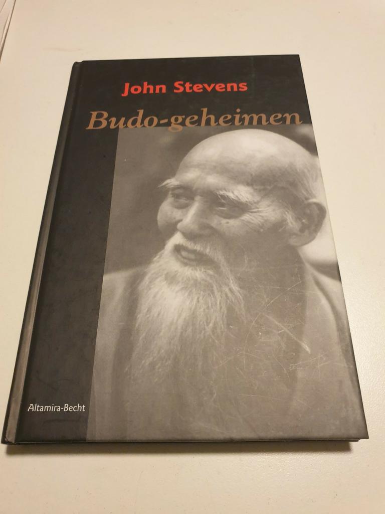 J. Stevens - Budo-geheimen, Boeken, J. Stevens, Ophalen of Verzenden, Zo goed als nieuw, Overige onderwerpen