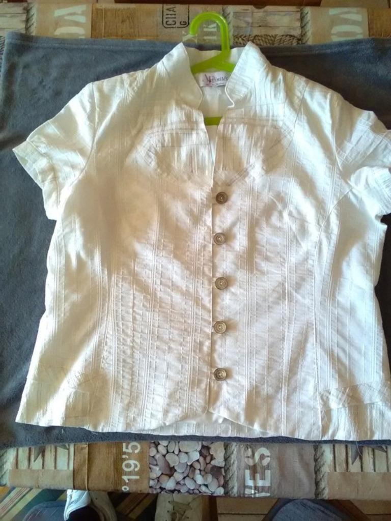Armand Thiery off-white gevoerde jas met korte mouwen en 46, Kleding | Dames, Wit, Maat 46/48 (XL) of groter, ARMAND THIERY, Ophalen of Verzenden
