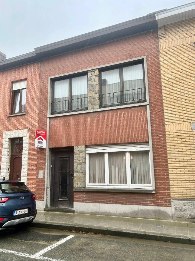 WERVIK te renoveren huis met 2 slpkmrs en stadstuin, Immo, Huizen en Appartementen te koop, 96 m², 634 kWh/m²/jaar, Tot 200 m²