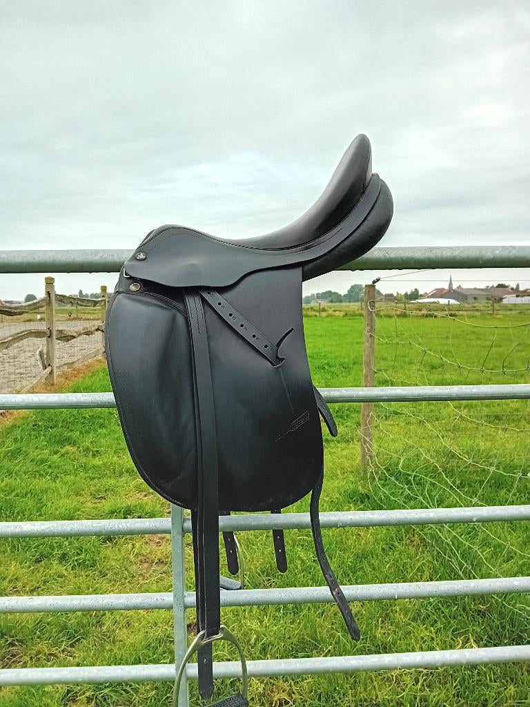 Prestige dressuurzadel, Dieren en Toebehoren, Ophalen, Gebruikt, Dressuur