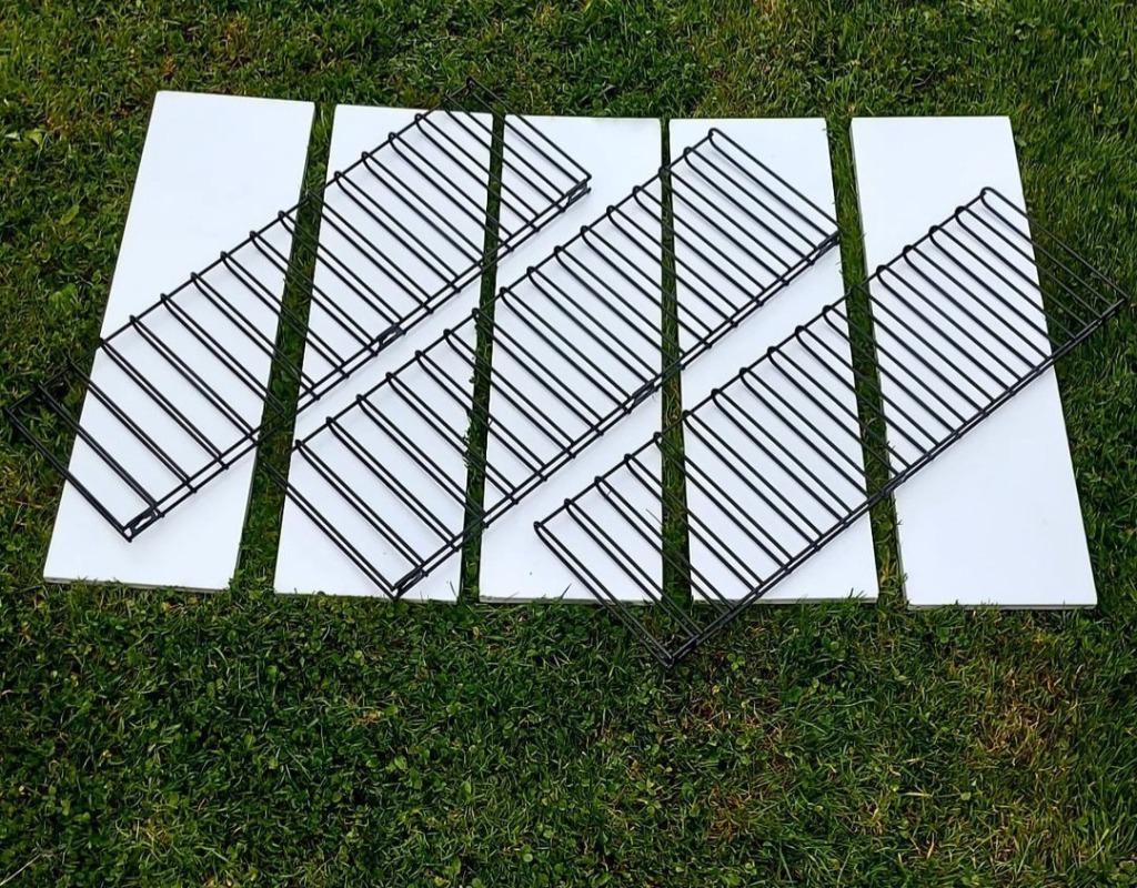 Vintage metalen wandrek wit, Huis en Inrichting, Woonaccessoires | Wandplanken en Boekenplanken, Ophalen of Verzenden