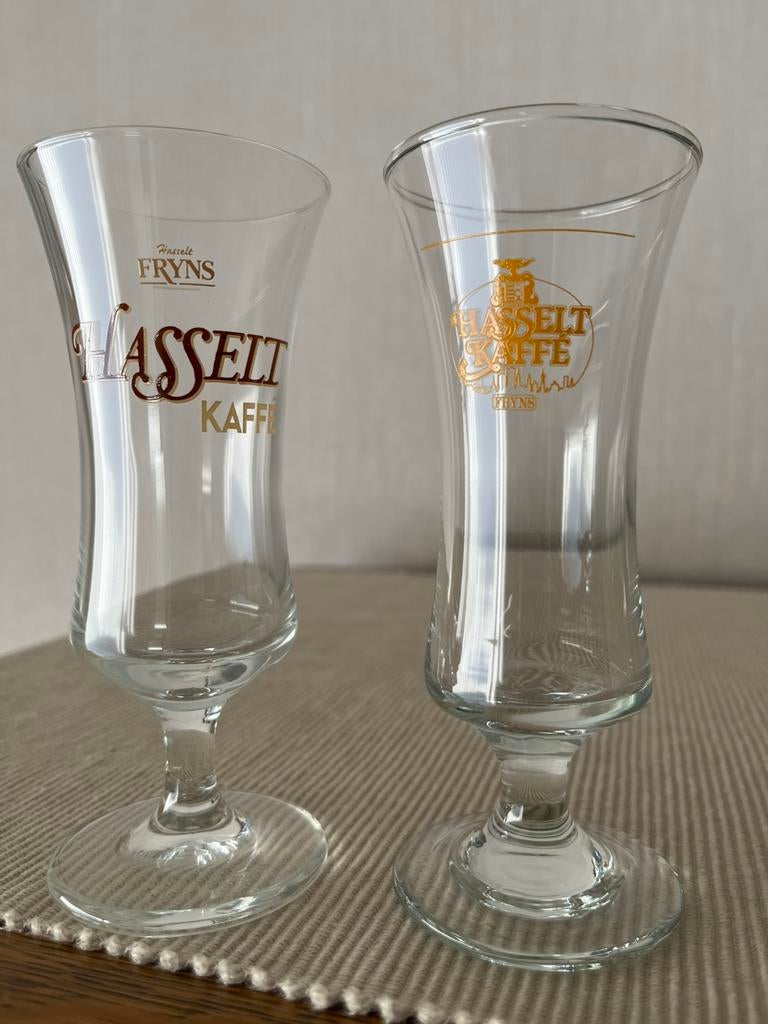 Glazen hasseltse koffie, Enlèvement, Comme neuf