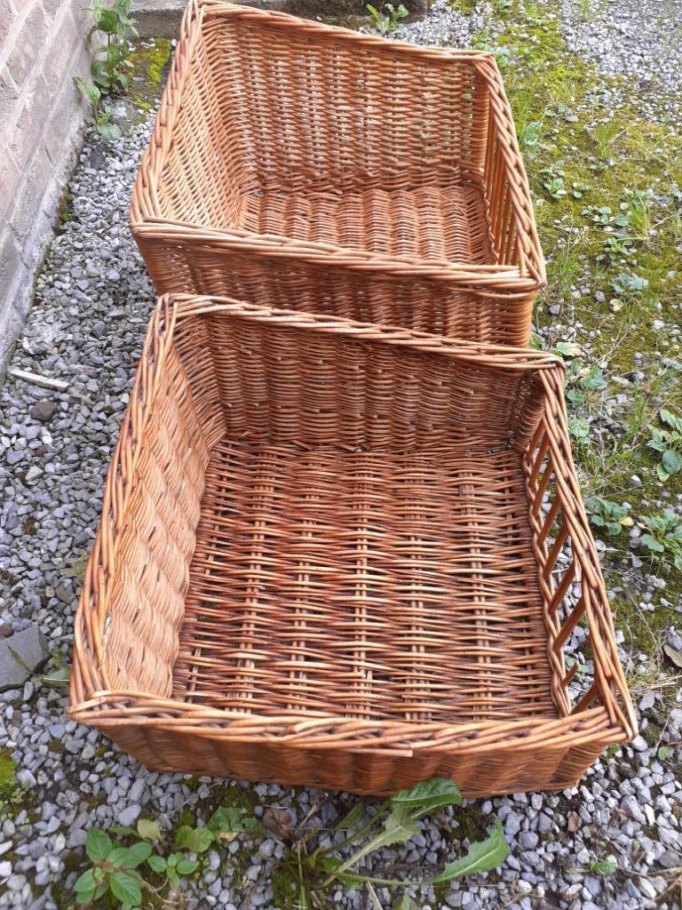 Lot de 2 grands paniers / corbeilles en osier, Enlèvement, Utilisé, Osier