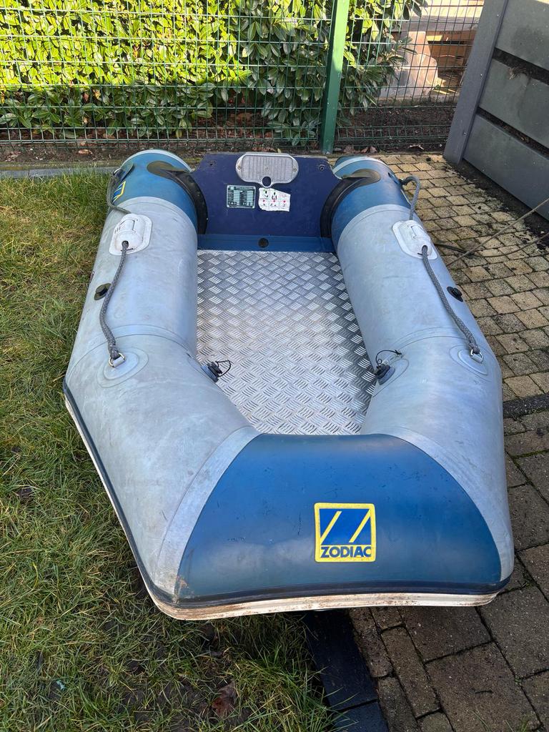 Zodiak rubber bootje, Watersport en Boten, Ophalen, Zo goed als nieuw