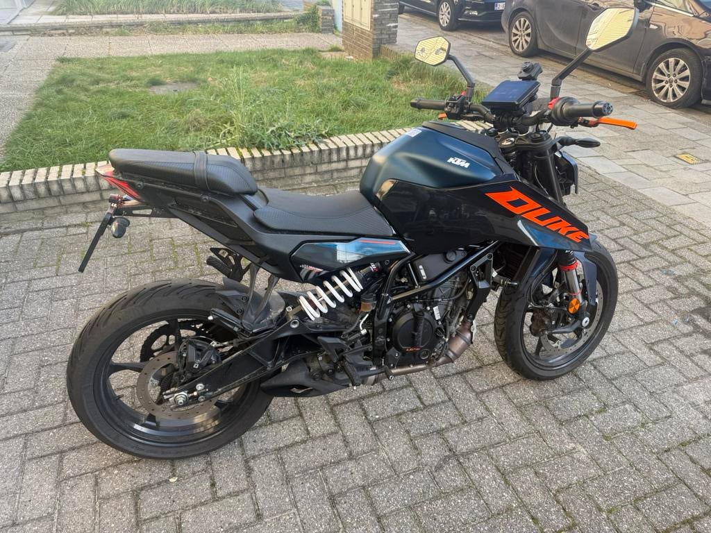 KTM Duke 125, Particulier