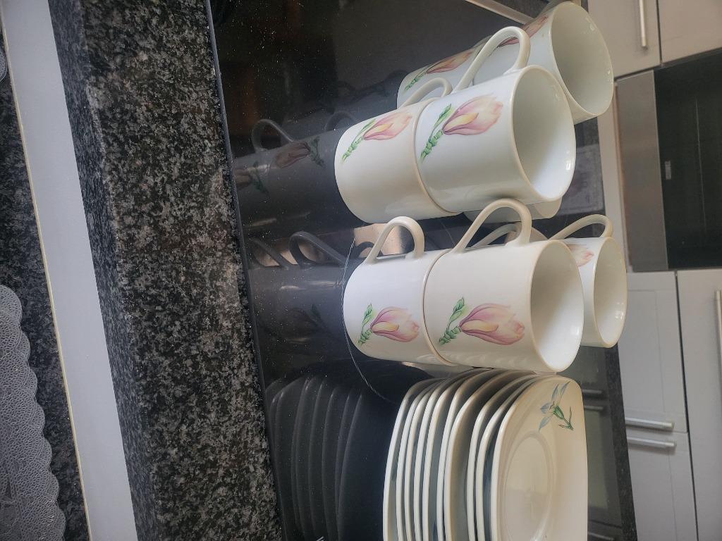 Un service a cafe, Enlèvement, Comme neuf, Porcelaine, Tasse et/ou soucoupe