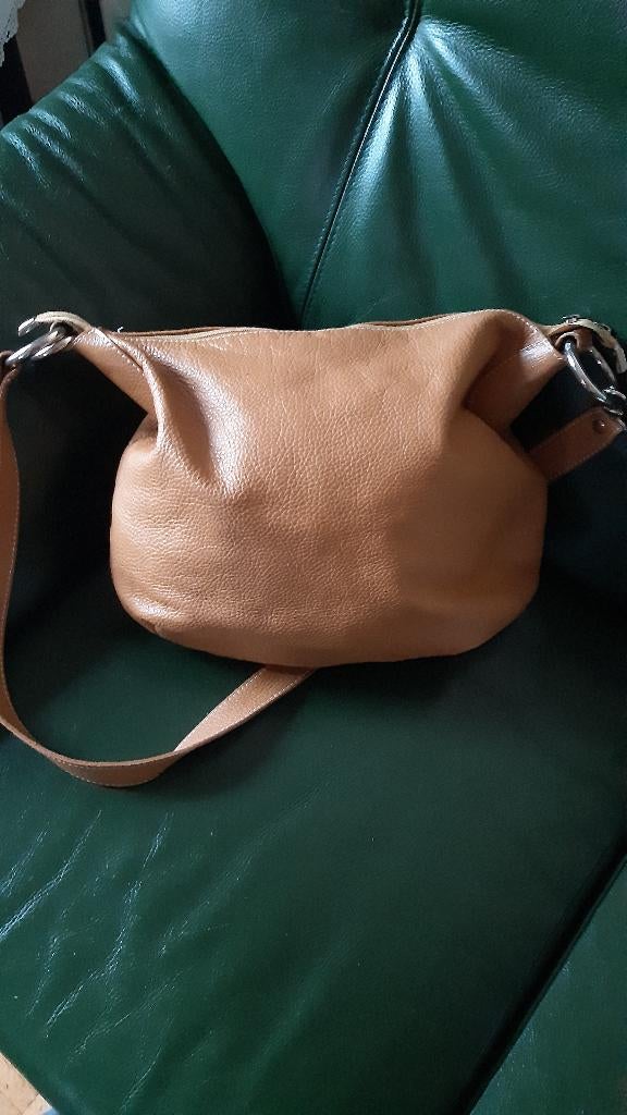 beige handtas, Handtassen en Accessoires, Tassen | Damestassen, Ophalen of Verzenden, Zo goed als nieuw, Beige, Handtas