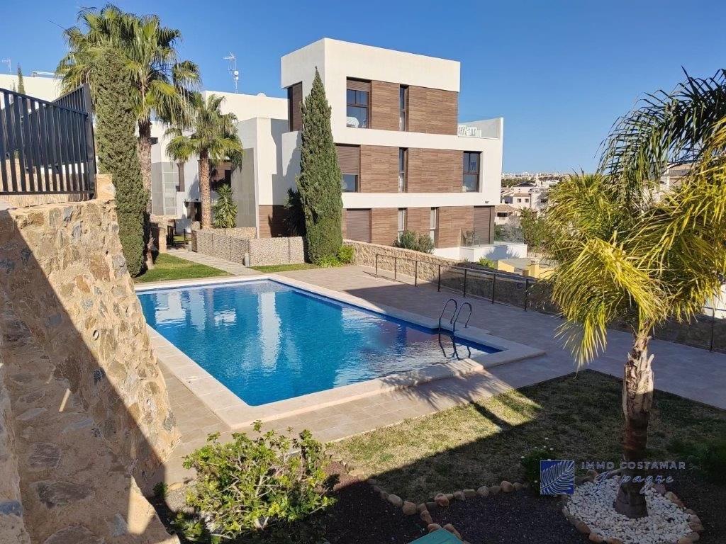 Penthouse met 3 slaapkamers te koop in Spanje, uw tweede hui, Immo, Orihuela Costa, Dorp, Spanje, 3 kamers