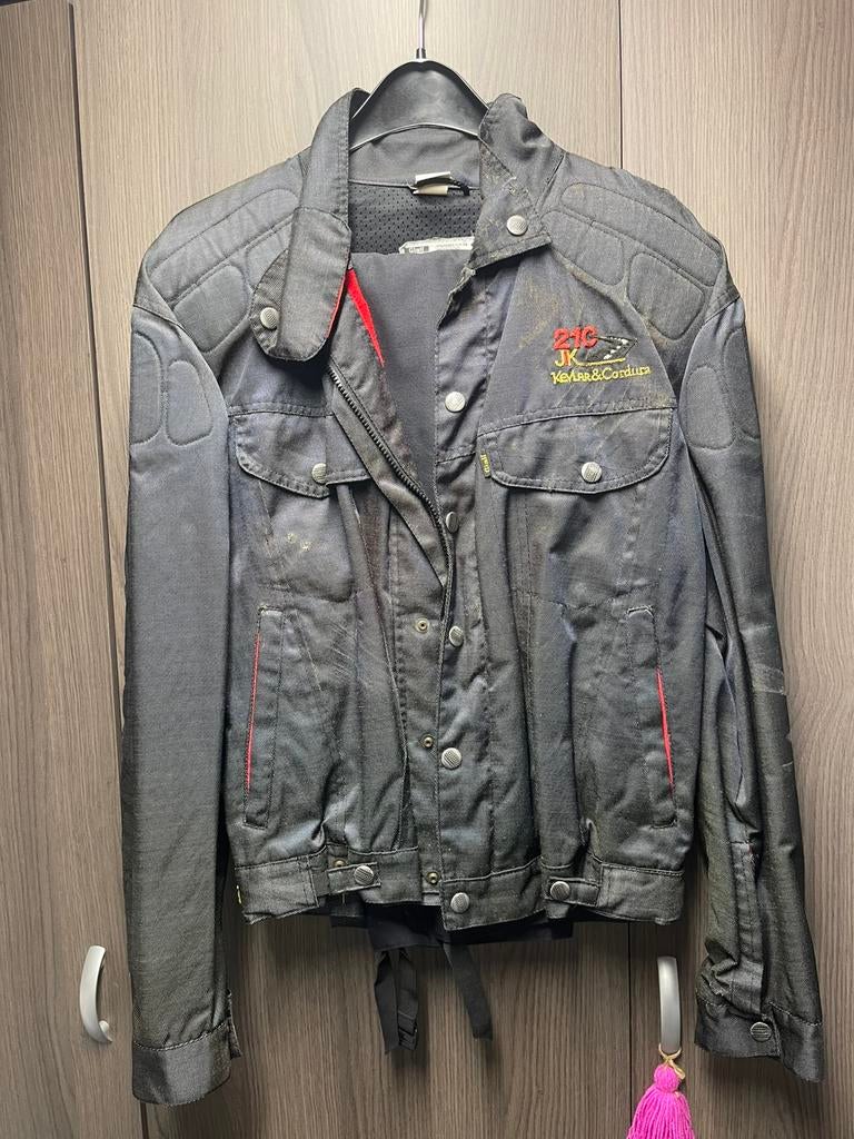 Kevlar motorvest xl, Ophalen
