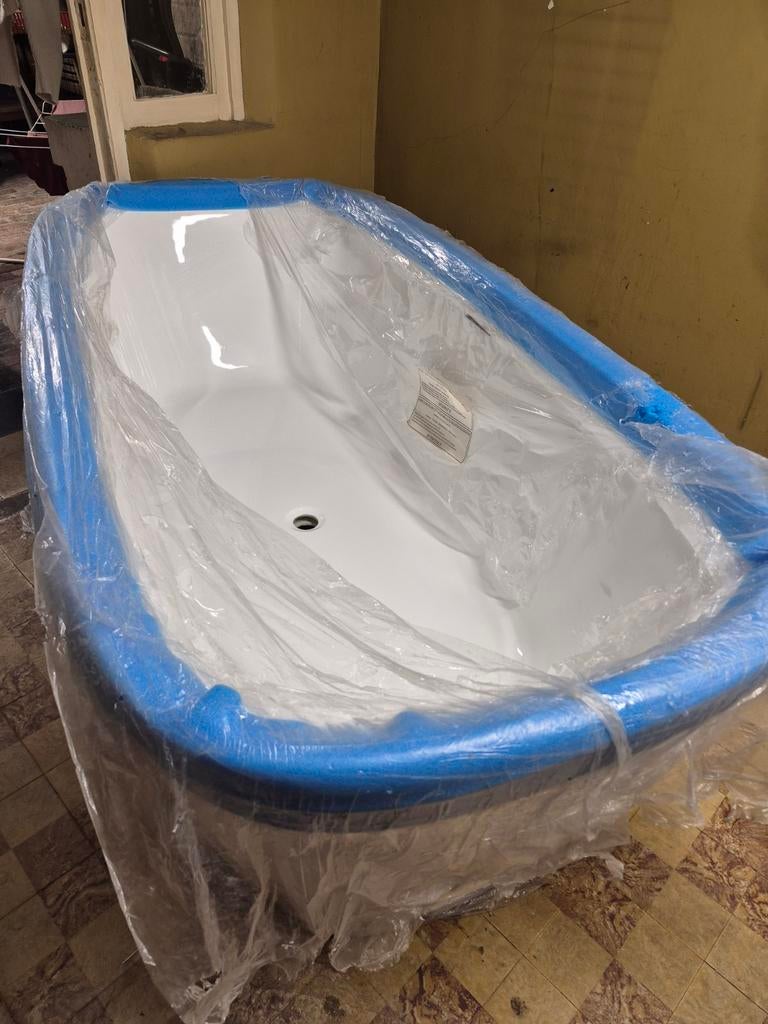 Baignoire autoportante + robinet, Enlèvement