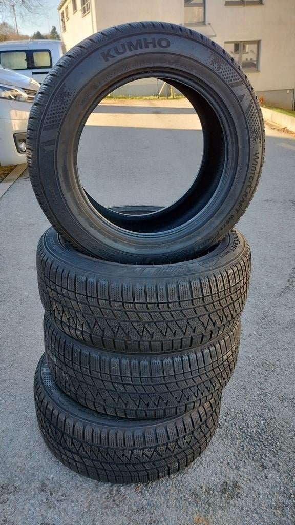 4 pneus KUMHO hiver, Autos : Pièces & Accessoires, Pneus & Jantes, Enlèvement ou Envoi, Pneus hiver, Pneu(s)