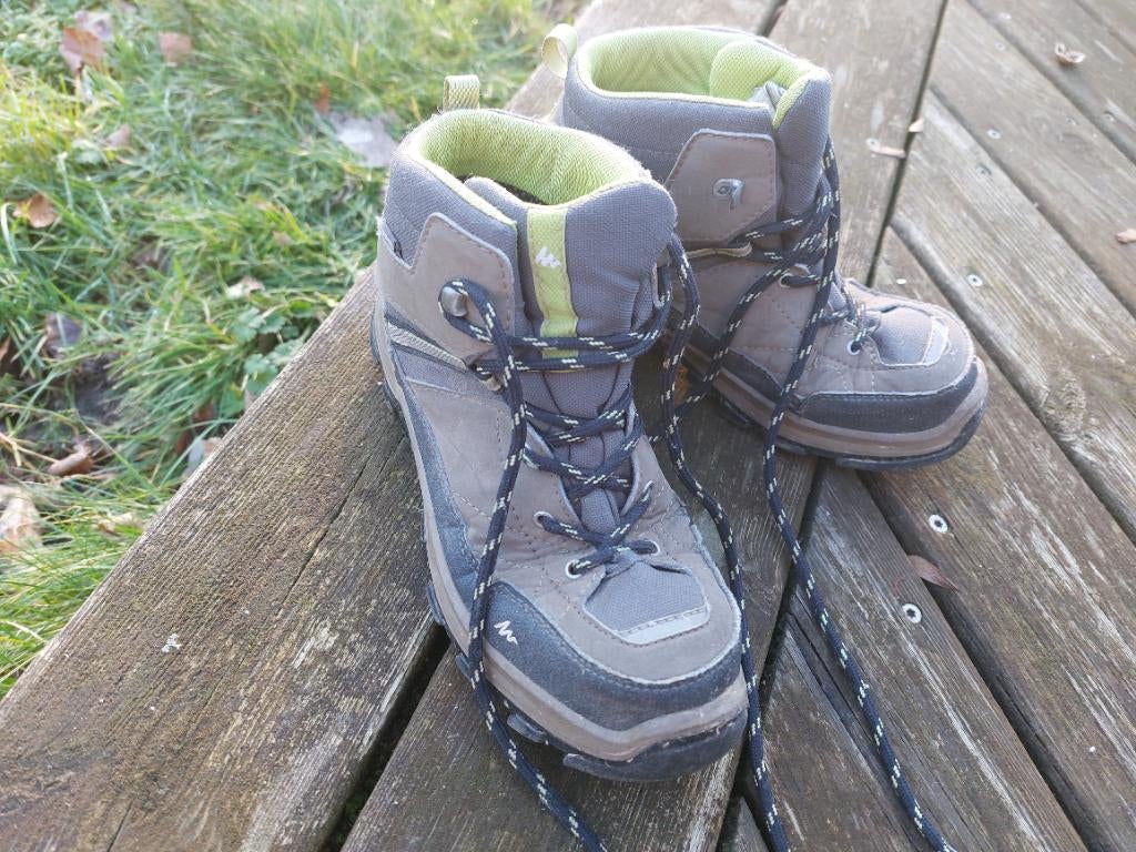 Chaussures de randonnée, bottes, taille 37, Enfants & Bébés, Enlèvement, Utilisé