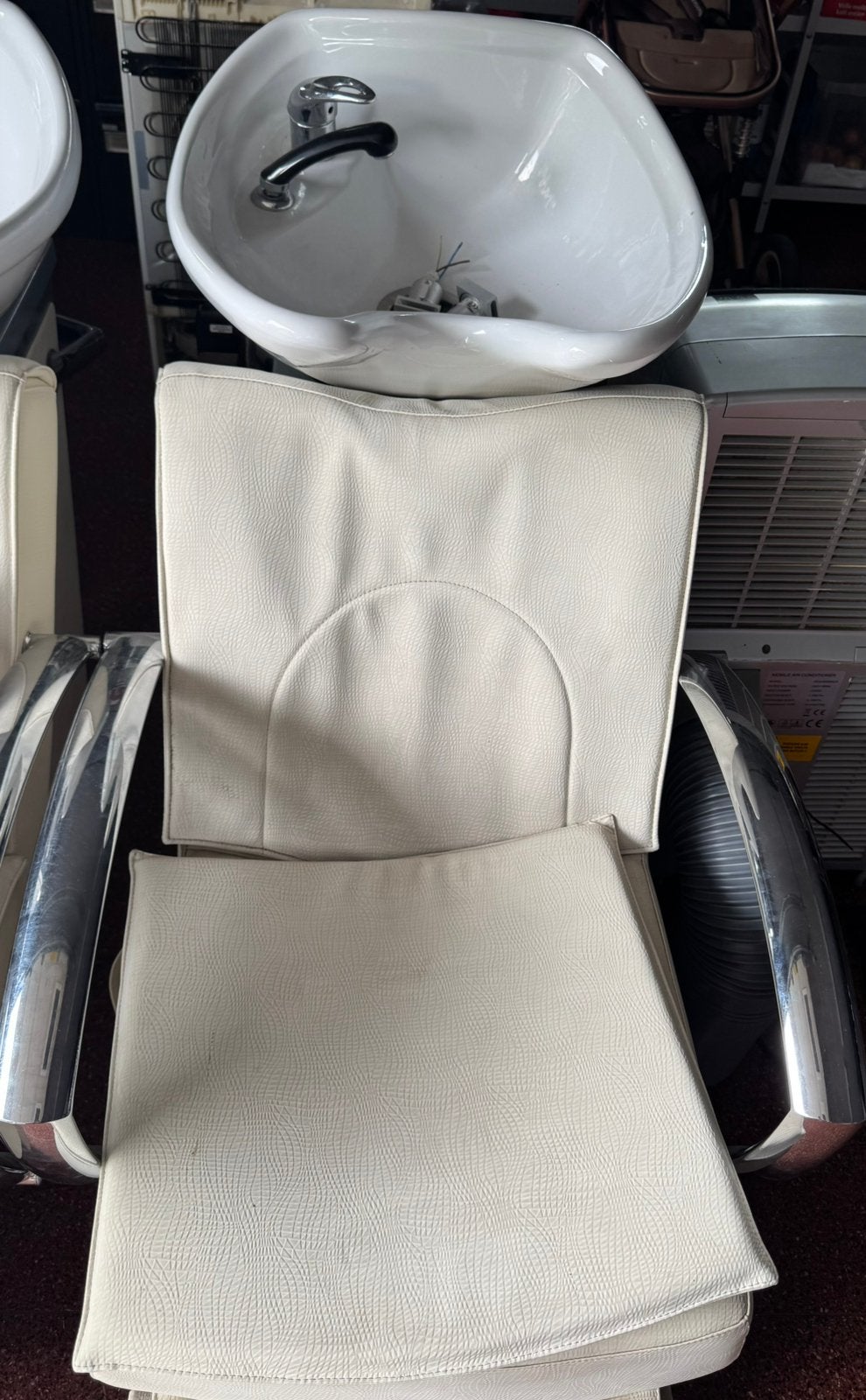 Lavabo de coiffeur, Maison & Meubles, Chaises, Enlèvement, Utilisé, Cuir