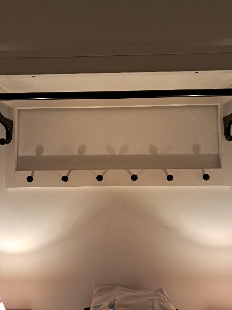 Mooie kapstok ikea gebroken wit, Ophalen, Zo goed als nieuw, Hout, Wandkapstok