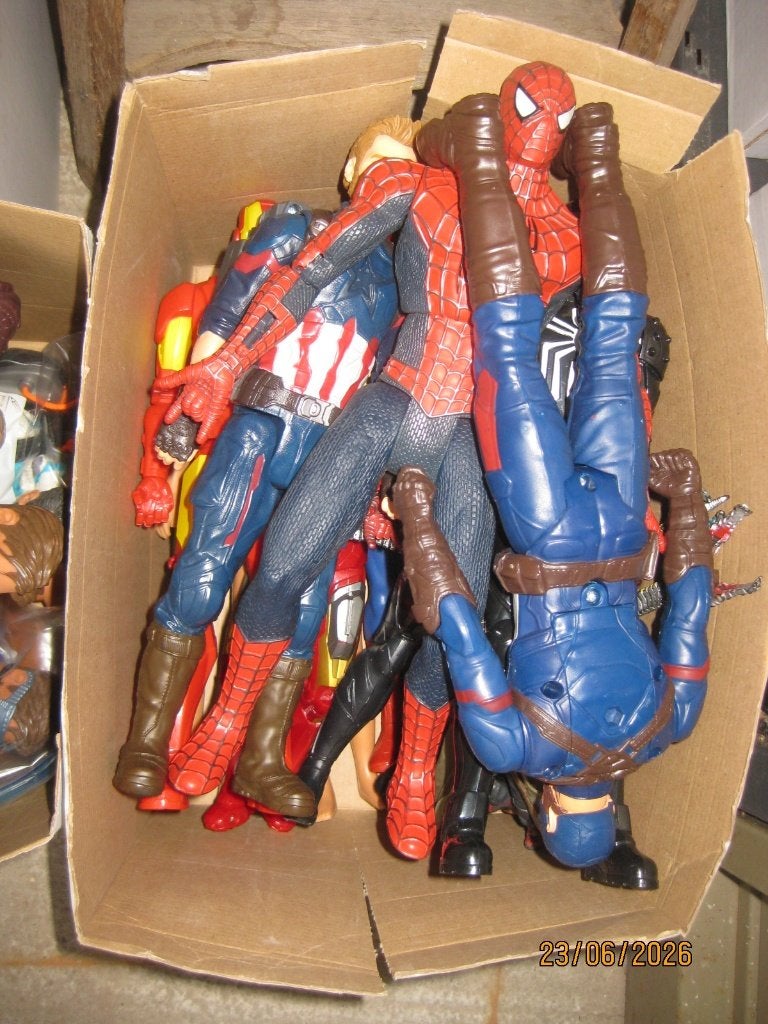 Figurines, Enlèvement, Utilisé, Humain