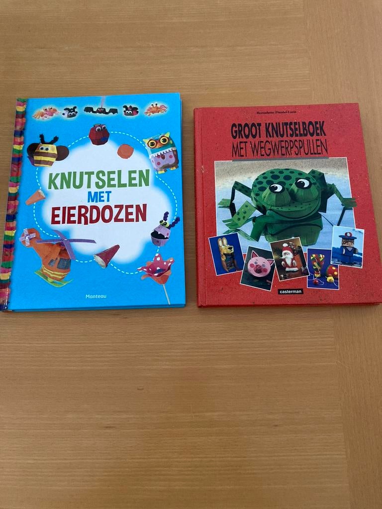 2 toffe knutselboeken in nieuwstaat, Ophalen, Zo goed als nieuw