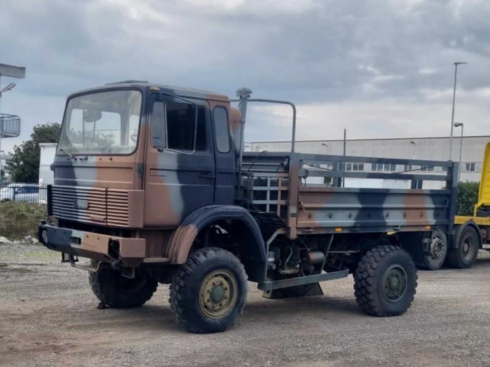 Iveco Magirus 75-13 4x4 Vrachtwagen voor opmaak of onderdele, Auto's, Vrachtwagens, Iveco, Overige brandstoffen, Bedrijf, Te koop