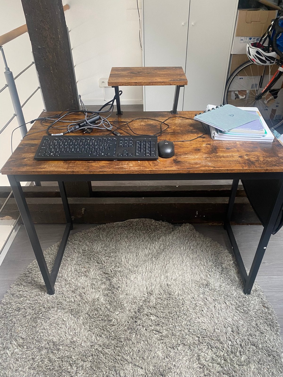 Klein bureau, Huis en Inrichting, Bureaus, Ophalen, Opzetstuk, Zo goed als nieuw