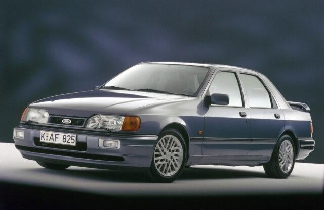 Gezocht:bumpers van 4-deurs Ford Sierra, Auto-onderdelen, Ophalen, Ford