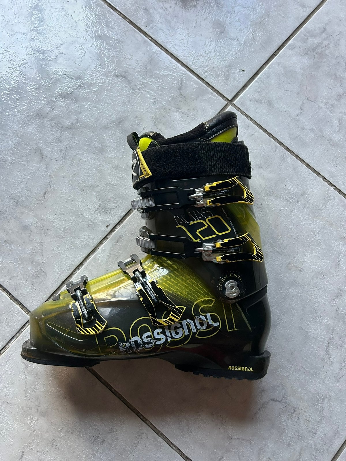 Skischoenen, Sport en Fitness, Ophalen, Gebruikt, Rossignol, Schoenen