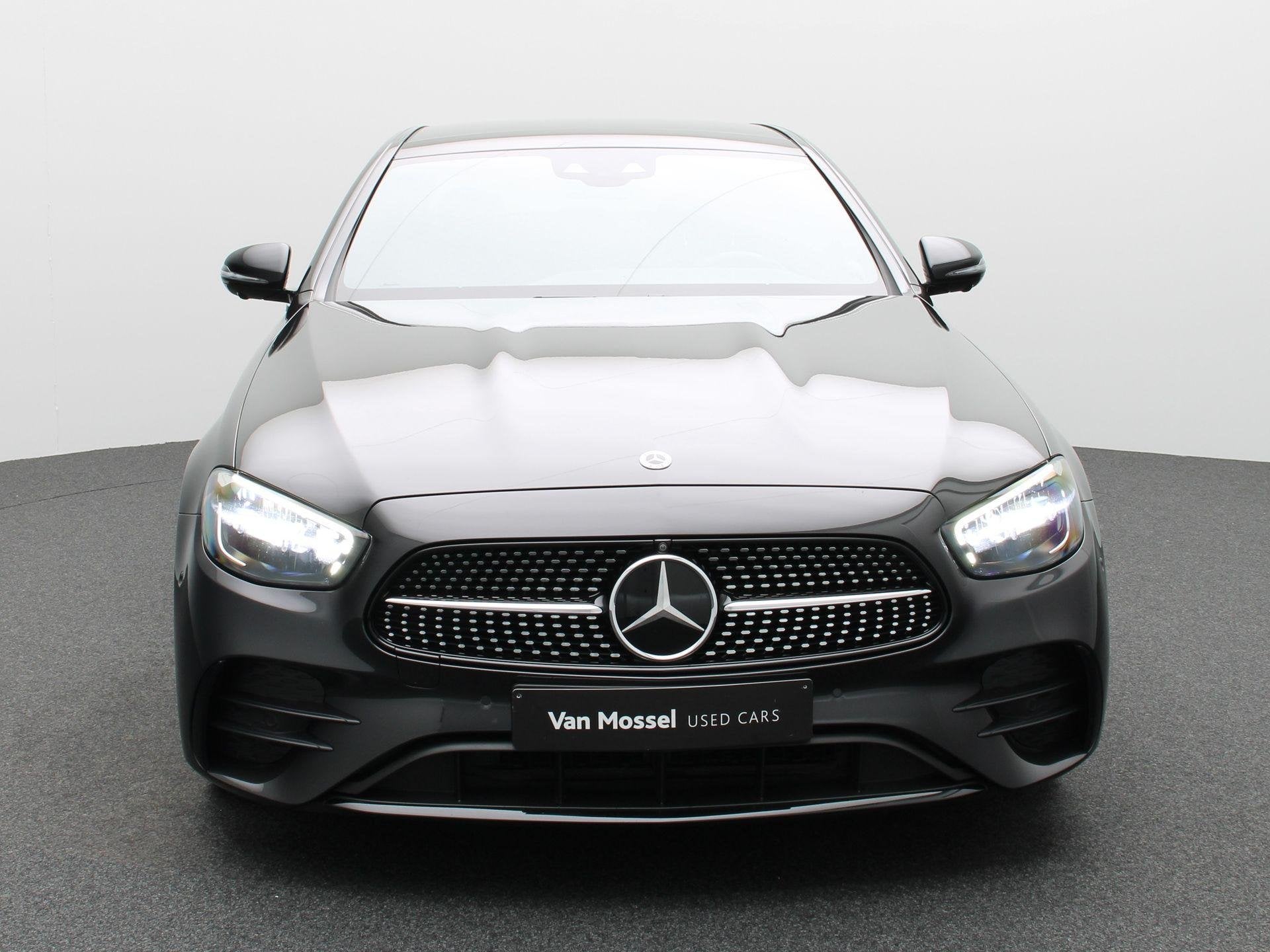 Mercedes-Benz E-Klasse 300 de 4MATIC AMG Line Berline + AIR, Argent ou Gris, Entreprise, Carnet d'entretien, Hybride rechargeable