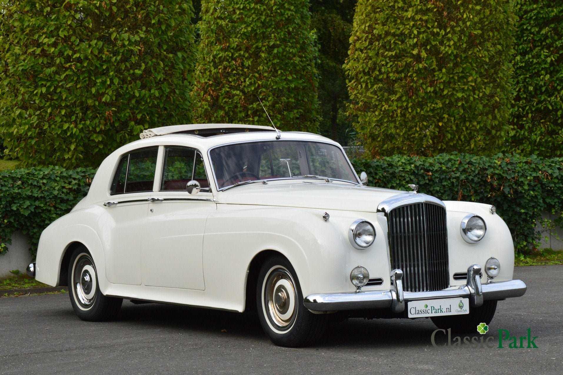Bentley S1 Standard Saloon (bj 1957, automaat), foto 7