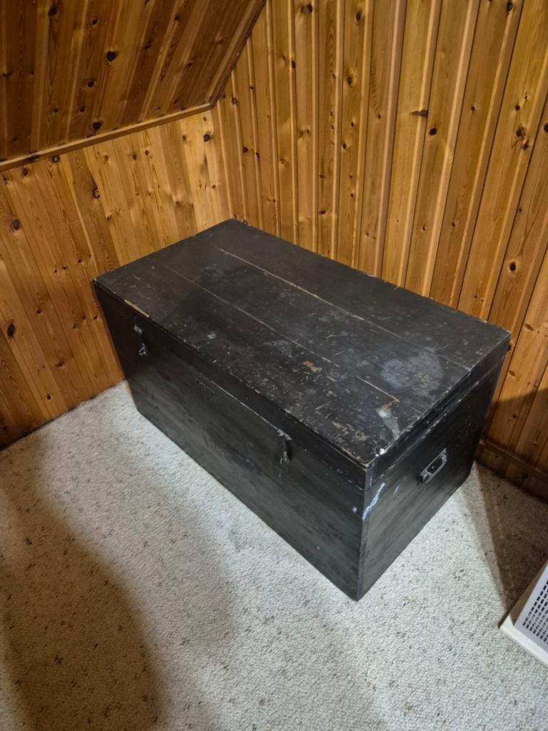 Coffret en bois en bon état, Enlèvement