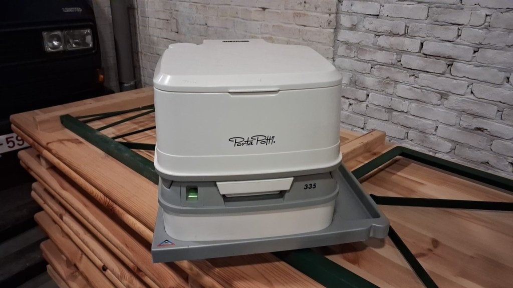 Toilet porta potti 335 VW T6.1 / T6 / T5 California niew, Enlèvement, Utilisé