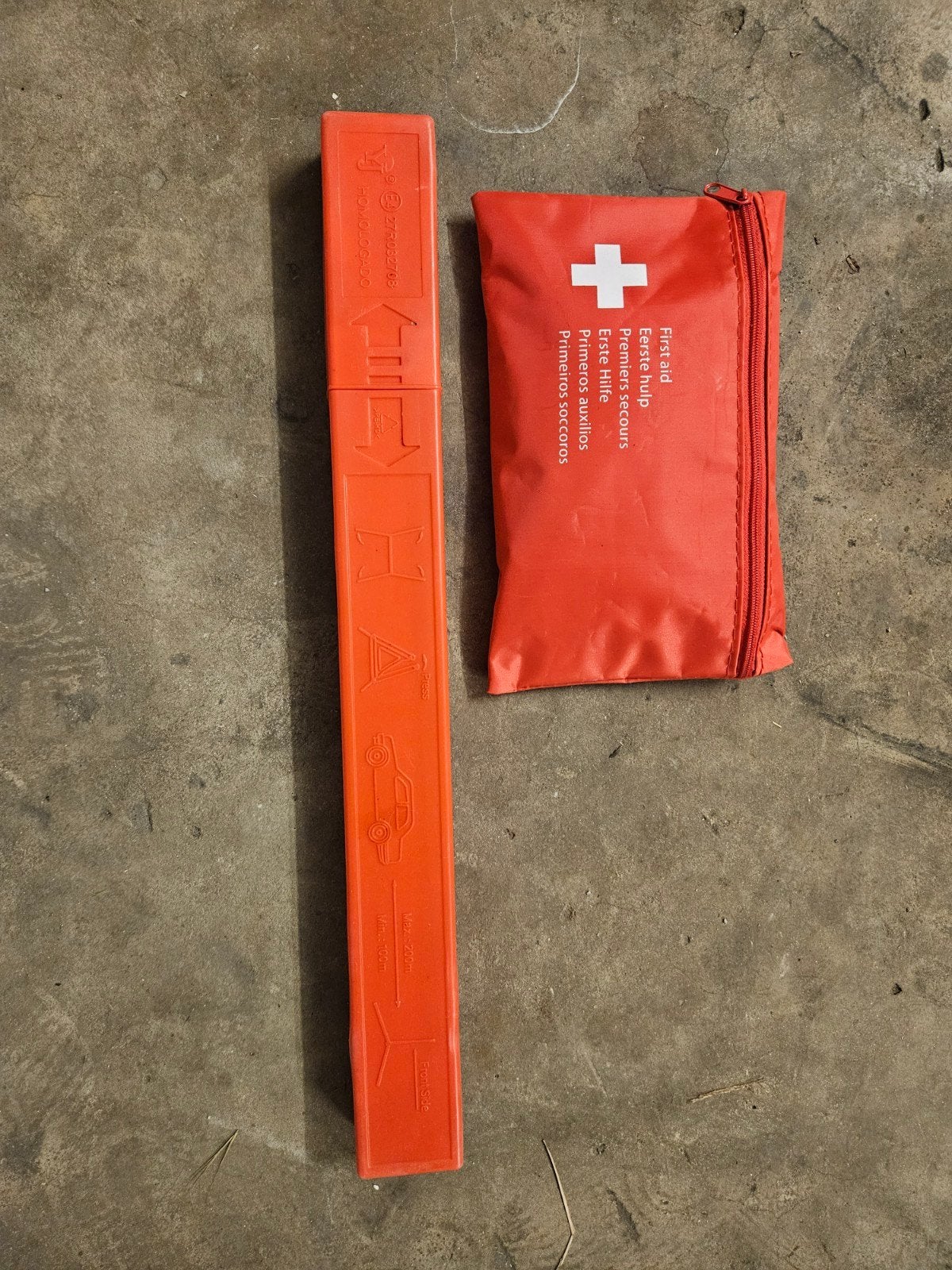 Trousse et triangle de secours, Ophalen