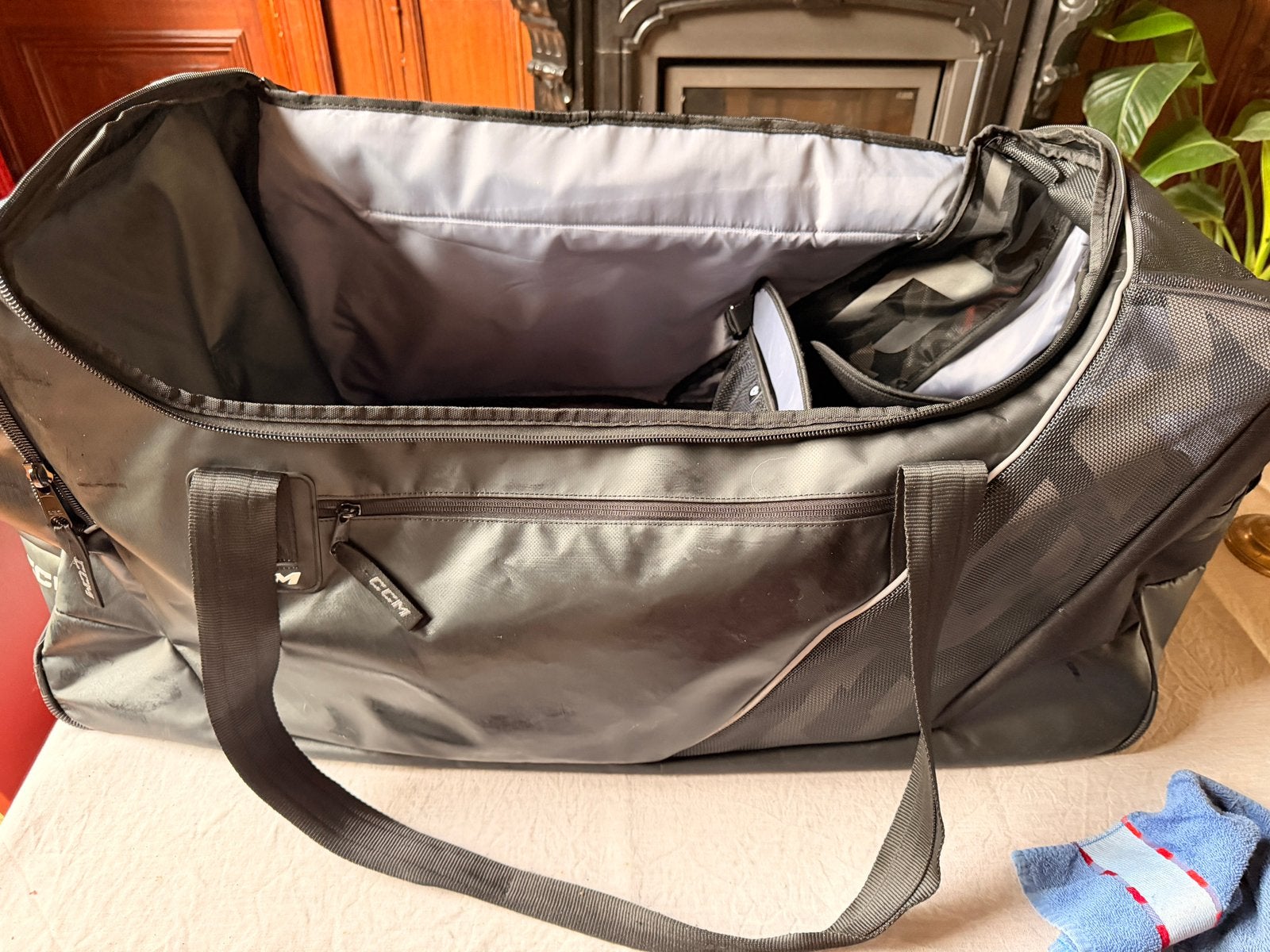CCM Carry Bag 550 37", Sport en Fitness, Ophalen of Verzenden, Zo goed als nieuw