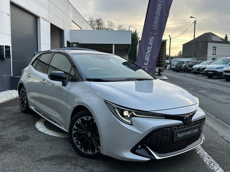 Toyota Corolla GR Sport, Automaat, Corolla, 5 deurs, Hybride Elektrisch/Benzine