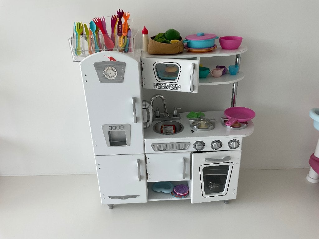 Kinderkeuken, Enlèvement