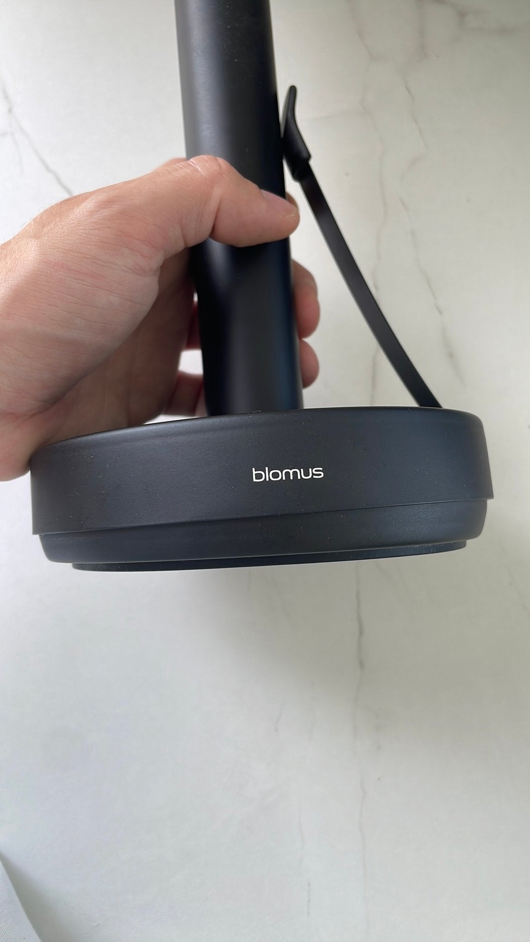 Blomus Loop keukenrol houder zwart, Enlèvement ou Envoi, Comme neuf, Noir