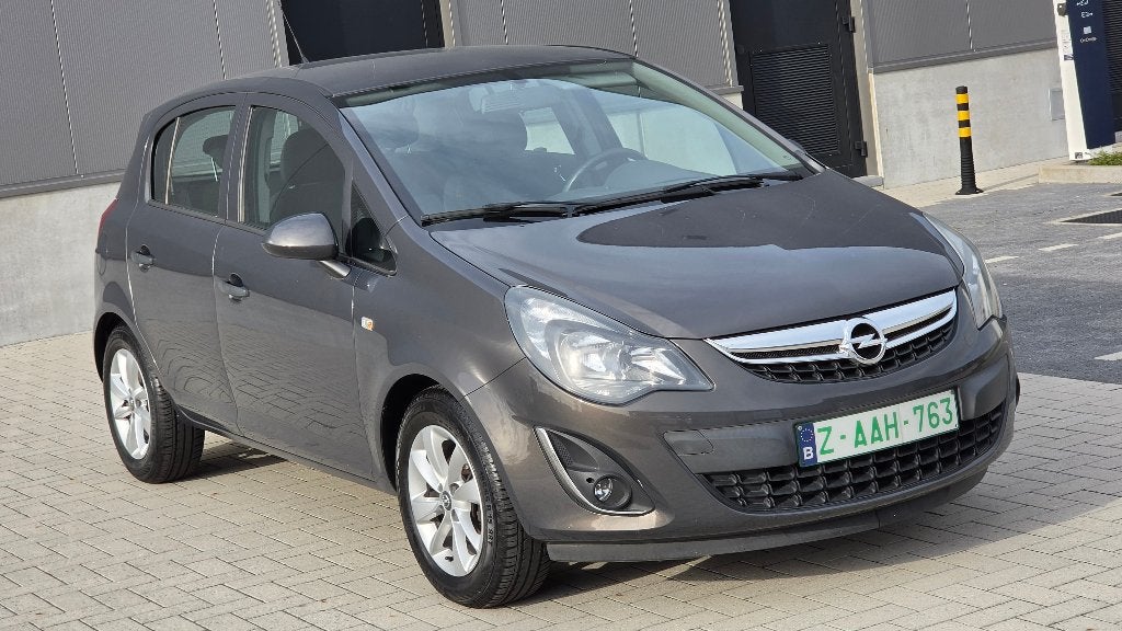 ‼️ GARANTIE ‼️ **76 000 kms** 2014 anne., Euro 5, Achat, 63 kW, Noir