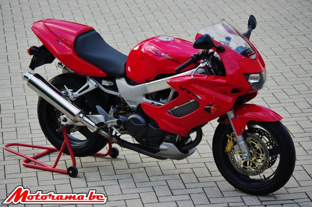 Honda VTR 1000 F Firestorm - 1997 - 24 000 km @Motorama, Motos, Permis Moto A, Entreprise, Occasion, Plus de 35 kW