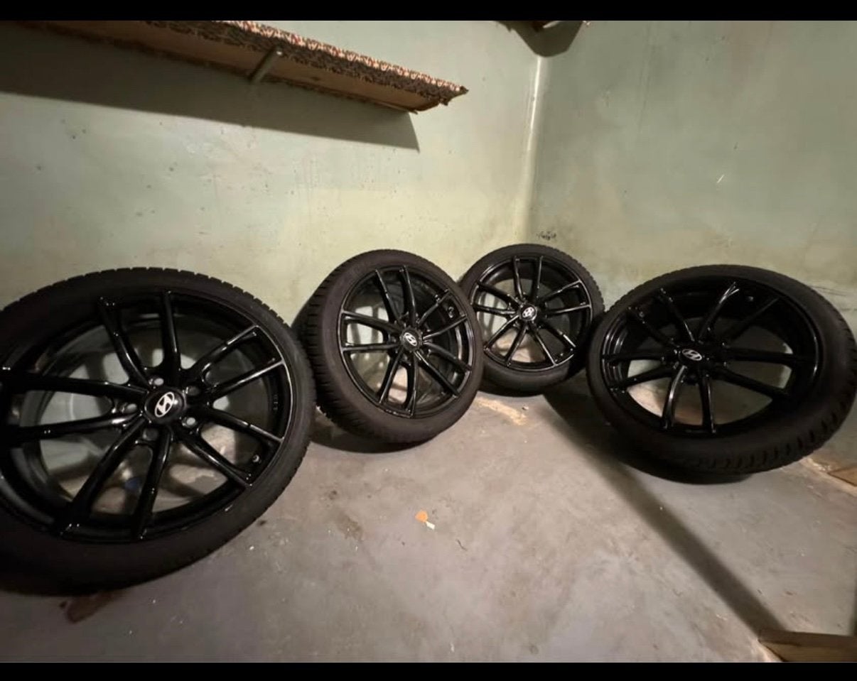 Velgen/banden hyundai, Auto-onderdelen, Ophalen, 18 inch, Gebruikt, Banden en Velgen