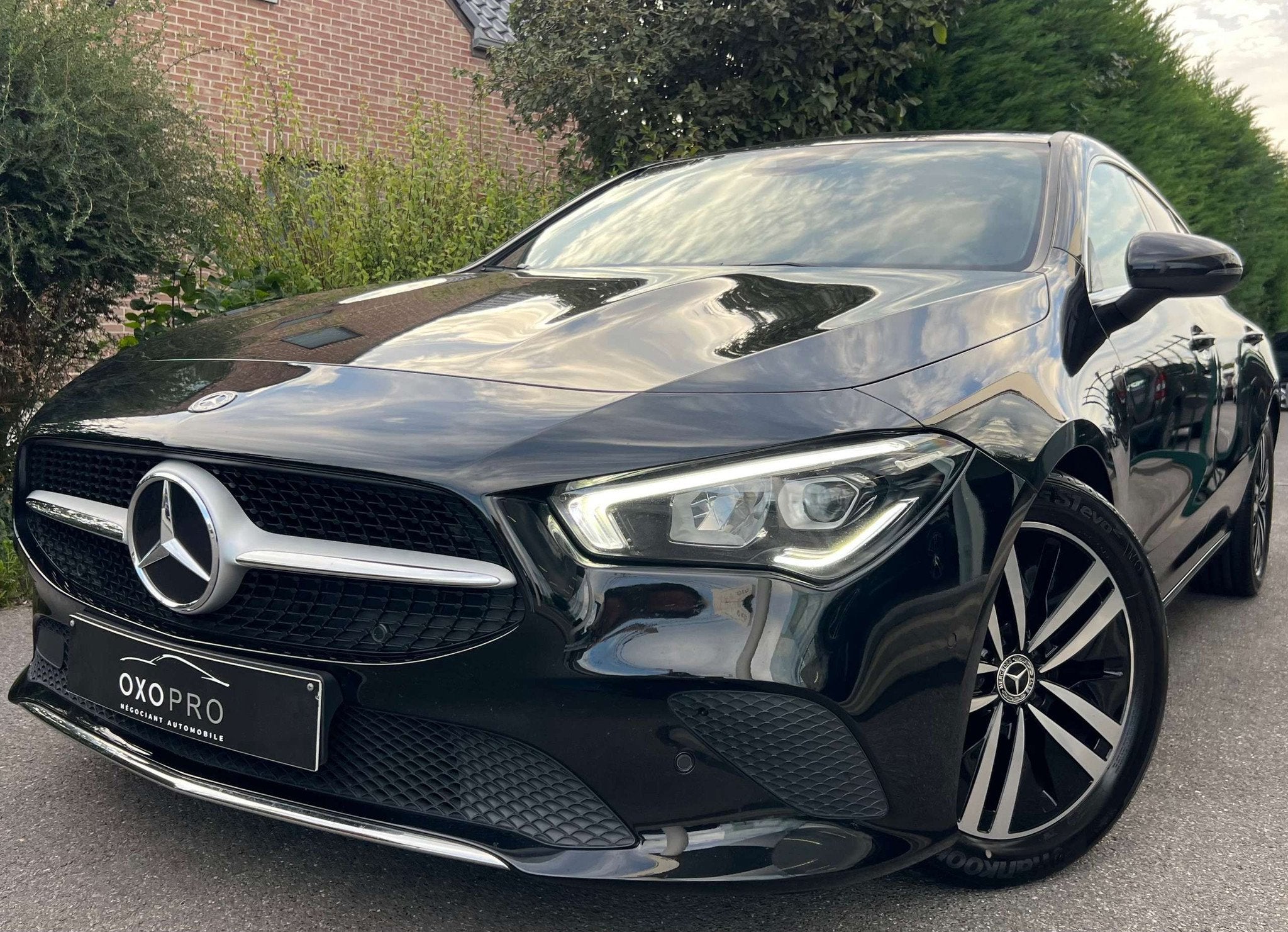Mercedes-Benz CLA-Klasse 180 D 1950Cm3 Mercedes / Phares LED, Cuir, Achat, Euro 6, Entreprise