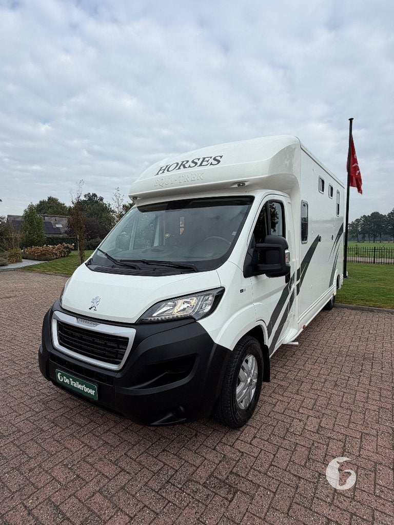 Unieke kans! Nieuwstaat Equitrek 4.400KM! Geen BTW!, Animaux & Accessoires, Enlèvement, Comme neuf, Remorque 2 chevaux