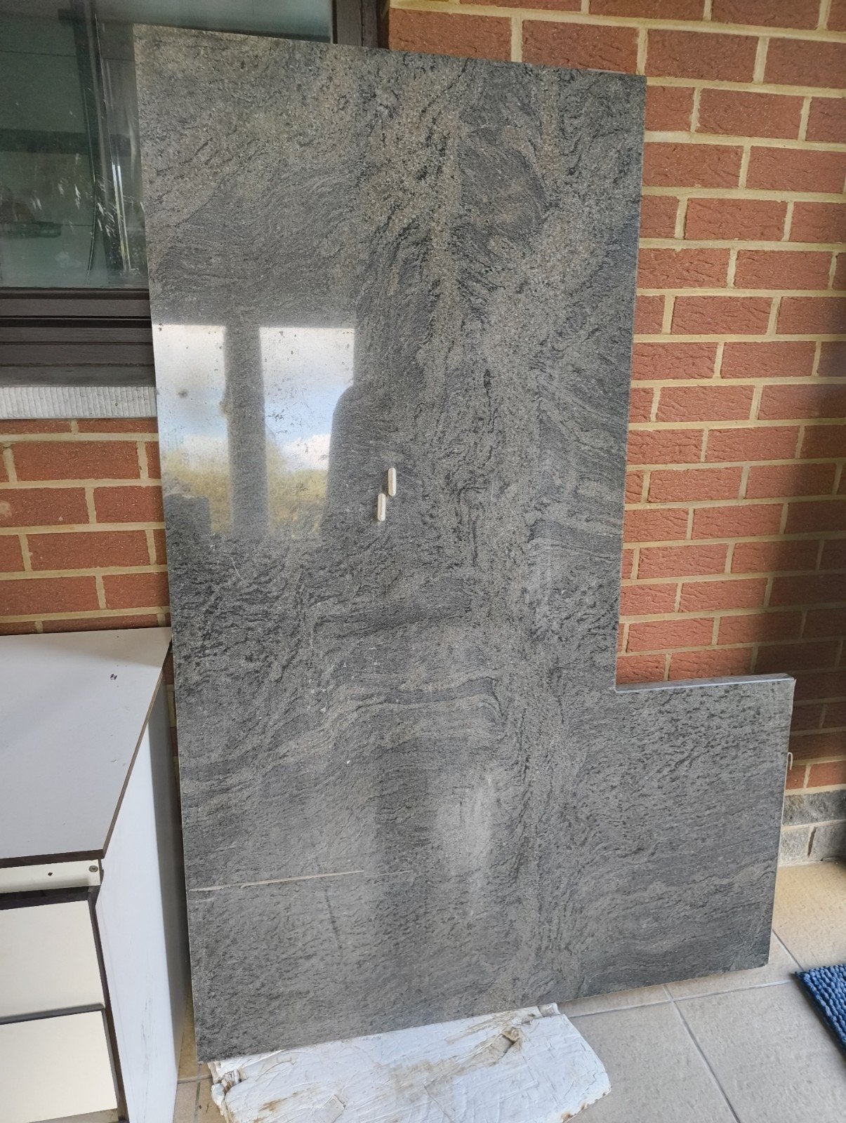 Grande plaque de marbre gris à vendre  enlèvement sur place, Enlèvement, Comme neuf, Autres matériaux, 100 mm ou plus