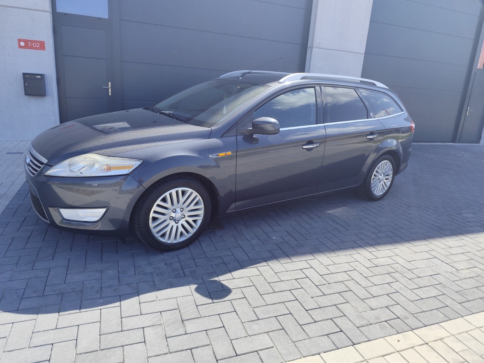 prachtige Ford Mondeo GHIA break airco TREKhaak gekeurd, Auto's, Mondeo, Particulier, Te koop, Multifunctioneel stuurwiel