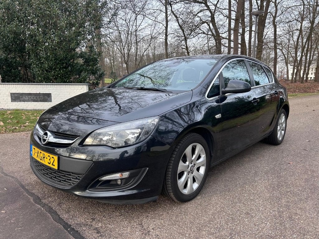 Opel astra 1.4 turbo 2014., Auto's, Voorwielaandrijving, Euro 5, Stof, Zwart