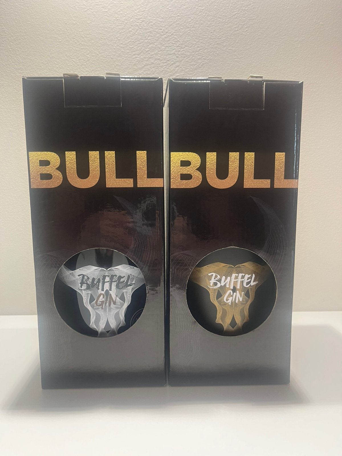 2 x Buffel Gin, Bijoux, Sacs & Beauté, Beauté | Parfums, Enlèvement, Comme neuf