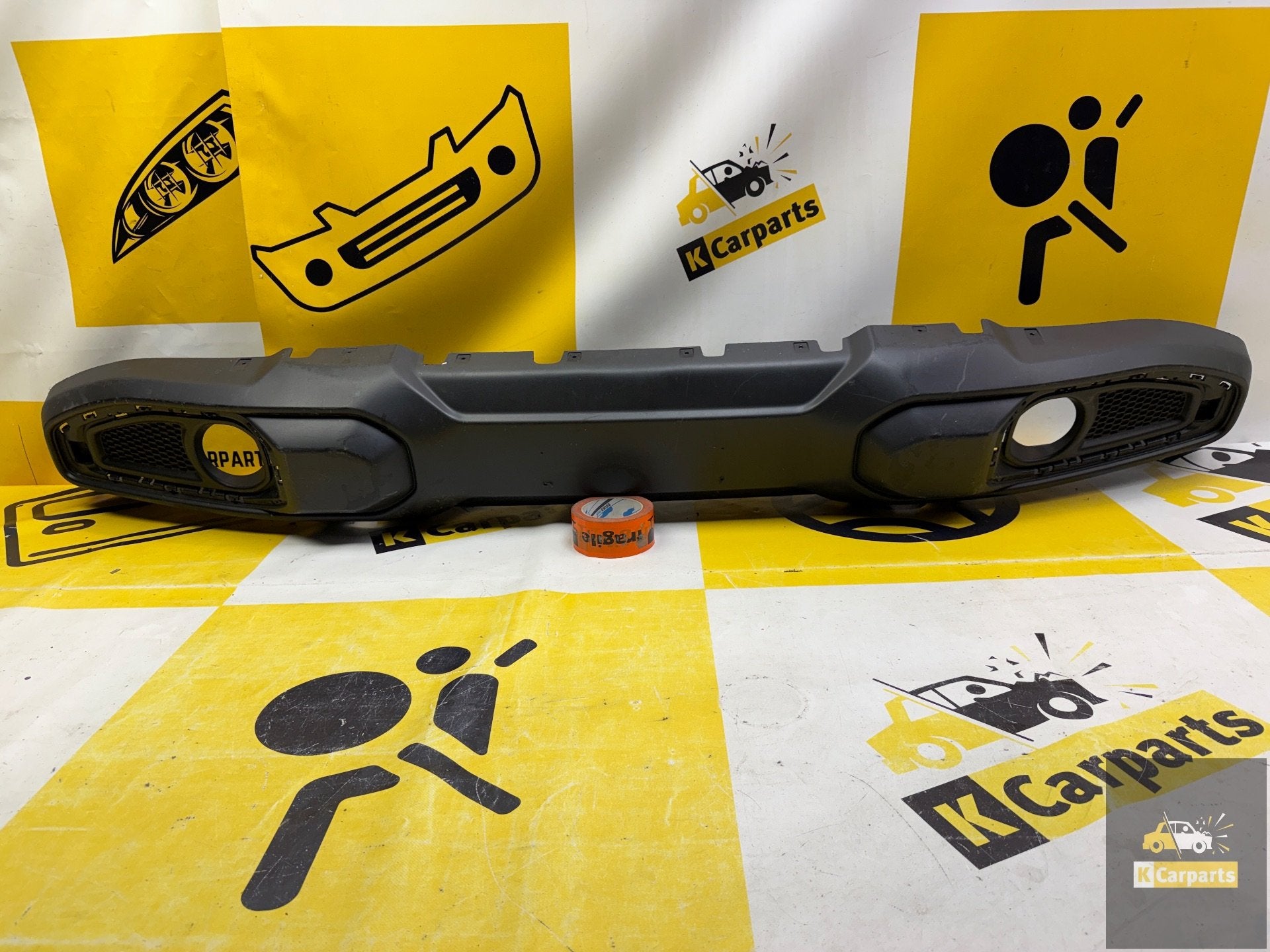 BUMPER 2018-2022 Jeep Wrangler JL VOORBUMPER T660008AB, Gebruikt, Info@stellantis.com, Bumper, Taurusavenue 1
2132 LS  Hoofddorp, NL