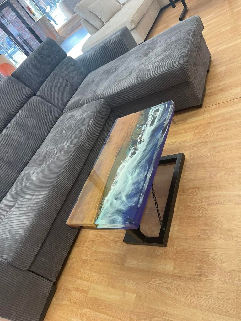 Table basse en epoxy ,style industriel, Enlèvement ou Envoi, Comme neuf